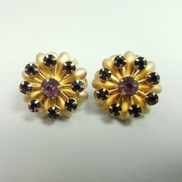 Vintage Dark Purple Rhinestone Flower Clip On Earrings, Gold Tone Screw Backs - Picture 5 of 6